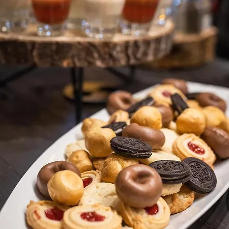 Santa Claus Village 4*