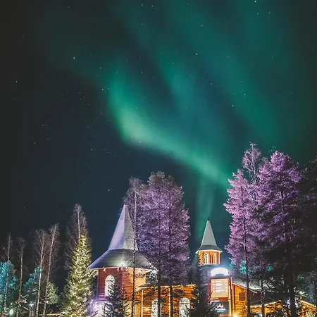 Santa Claus Village 4*